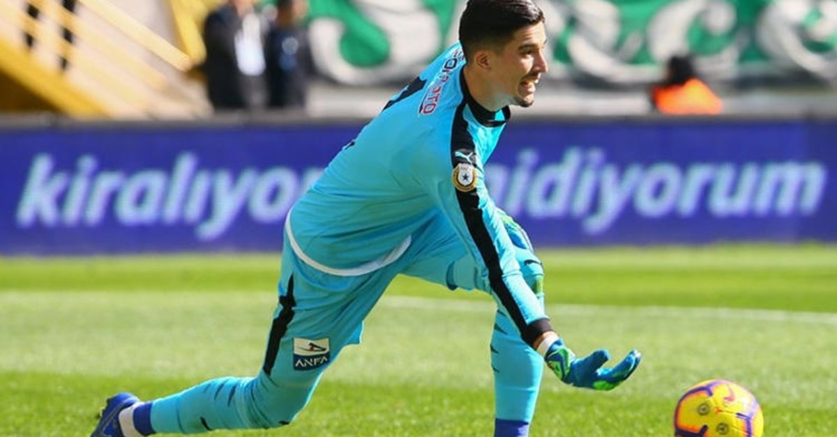Galatasaray Altay Bayindir I Bitirdi Son Dakika Galatasaray Haberleri Fotograflari Fotomac