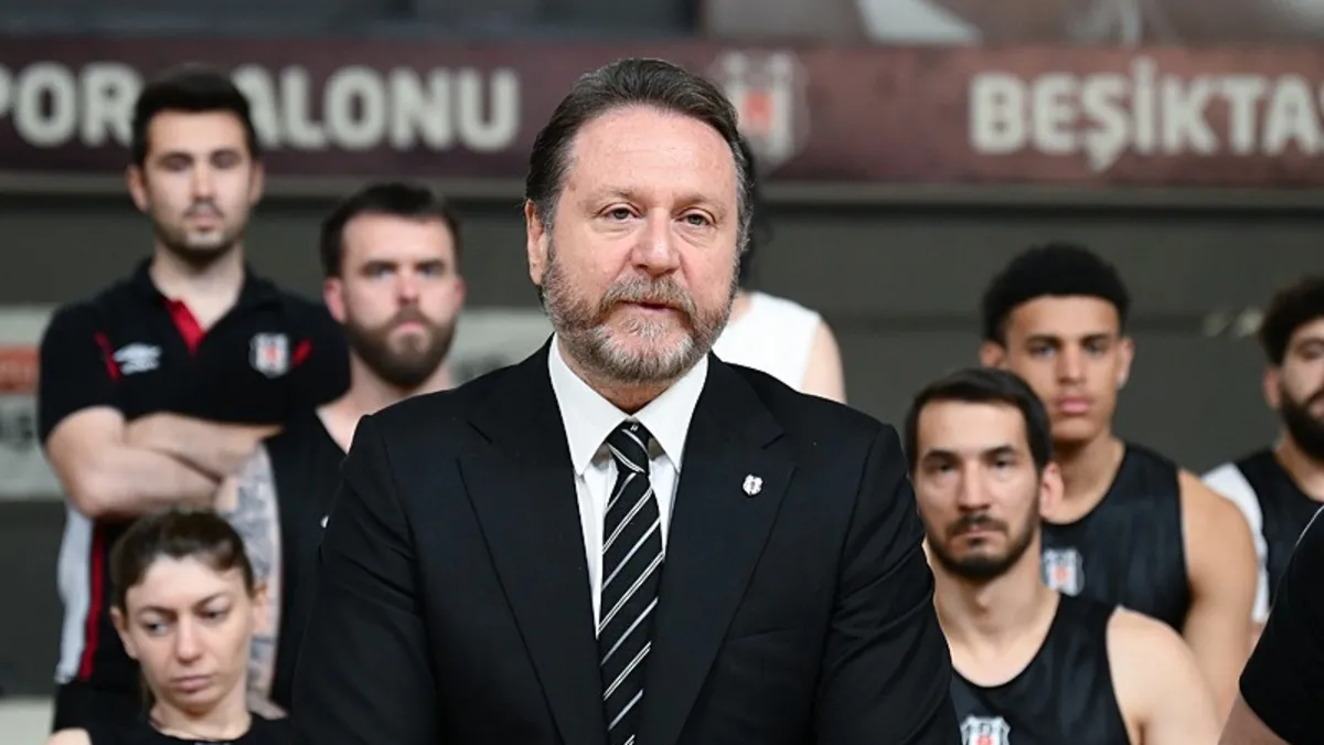 Çatının vidası değişmemiş