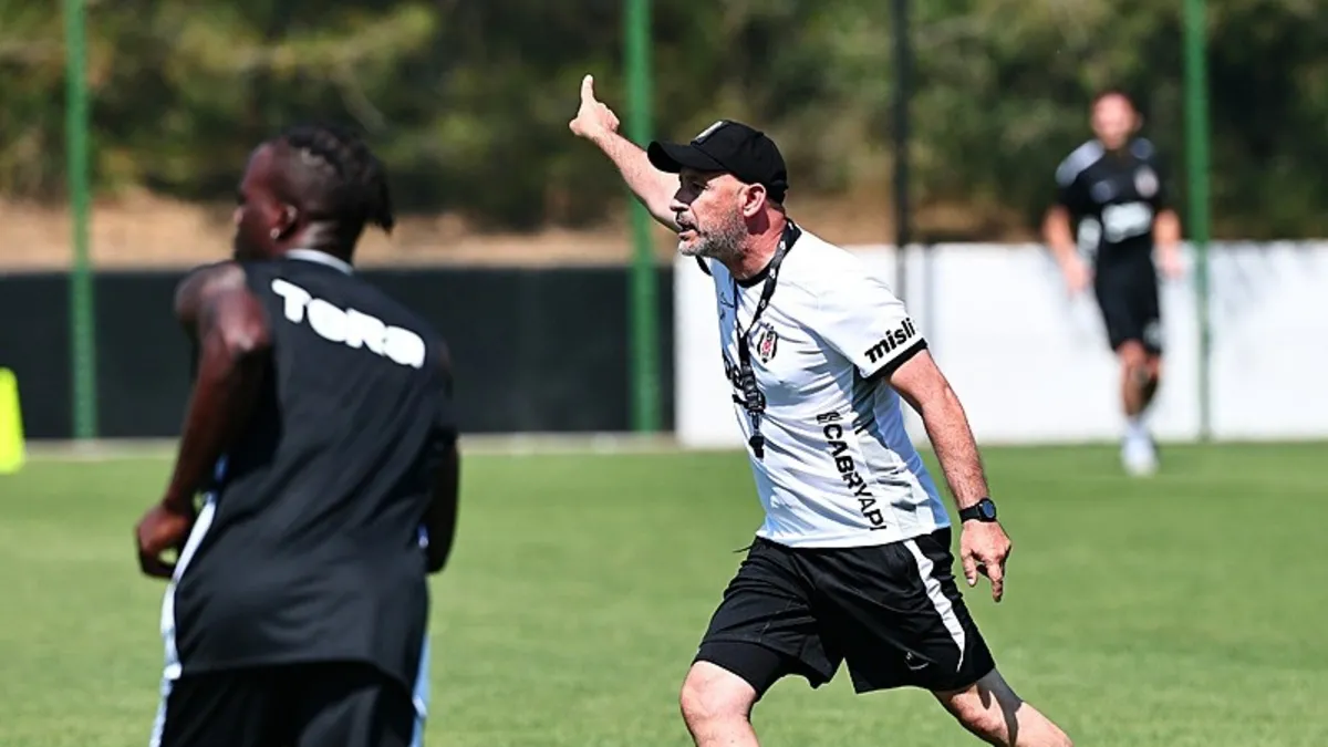 Beşiktaş Slovakya kamp kadrosunu açıkladı! 10 futbolcu dahil edilmedi