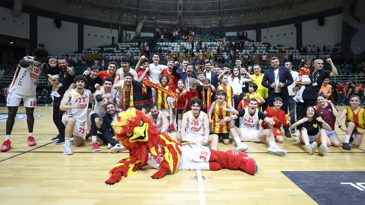 Göztepe, Parmos Bordo'yu 73-71 yendi!