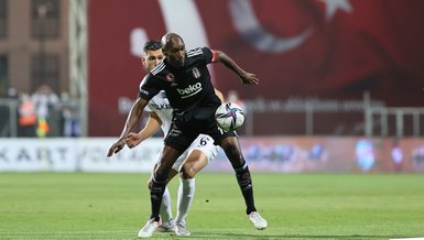 SON DAKİKA BEŞİKTAŞ HABERİ: Altay - Beşiktaş maçı sonrası bir sakatlık şoku daha! Atiba Hutchinson...