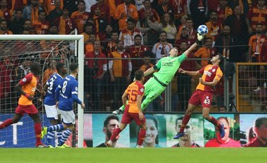 Galatasaray - Fenerbahçe hakem hataları - YouTube