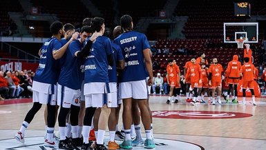 Anadolu Efes Olympiakos'u ağırlıyor