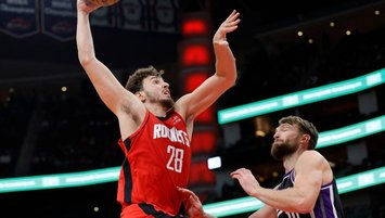 Alperen Şengün uçuşa geçti!