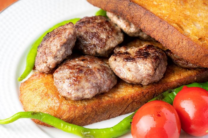 islama-kofte-tarifi-evde-islama-kofte-nasil-yapilir-malzemeleri-ve-puf-noktalari-neler-1699355968637.jpg