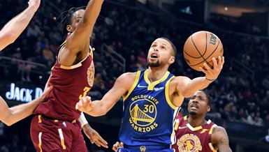 Stephen Curry parladı! Warriors Son Çeyrekte Cavaliers’ı Dağıttı