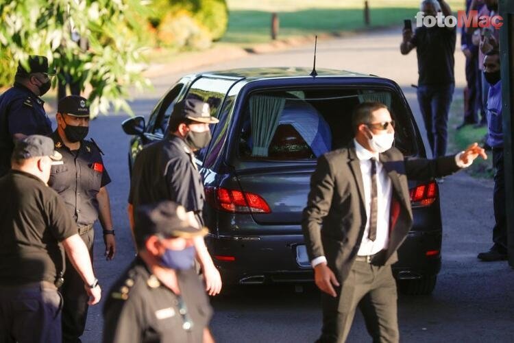 Maradona'nın cenazesi önünde skandal!