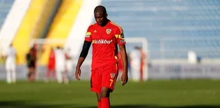 Samba Sow 5 kez kızardı