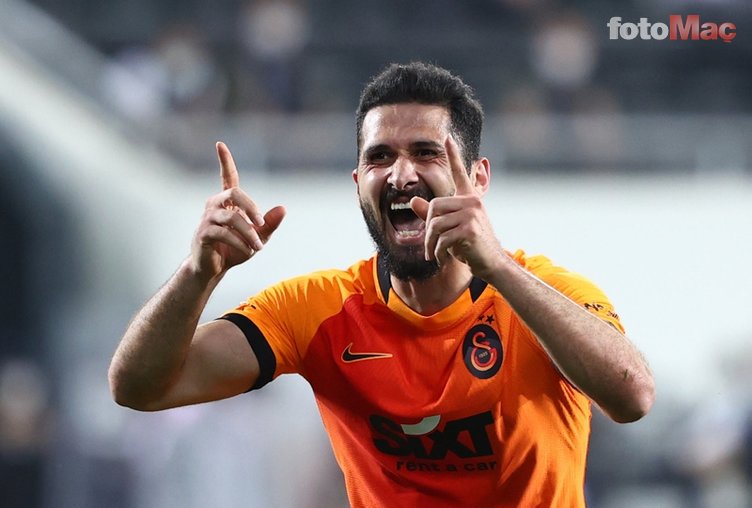 GALATASARAY HABERLERİ! Fatih Terim'den flaş Emre Akbaba kararı!