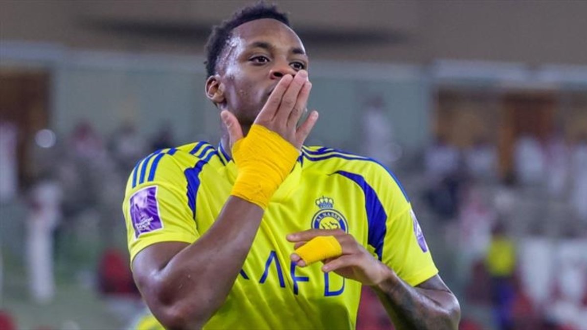 TRANSFER HABERİ - Fenerbahçe Jhon Duran'a kavuşuyor! İşte İstanbul'a geliş tarihi TRANSFER HABERİ - Fenerbahçe Jhon Duran'a kavuşuyor! İşte İstanbul'a geliş tarihi