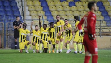 Son dakika: Menemenspor'da corona virüsü vaka sayısı 22'ye çıktı