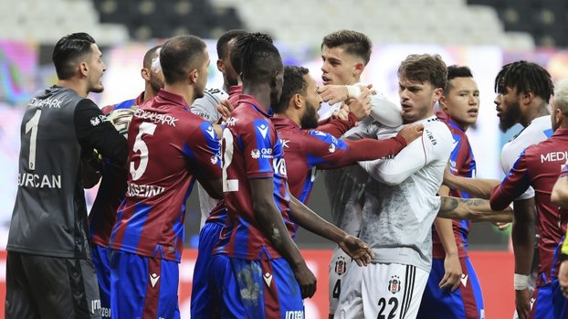Besiktas - Trabzonspor match is badly mixed!  Here are those moments ...