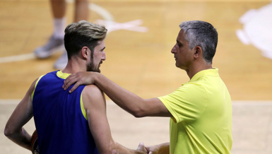 Kokoskov Dan Isbasi Son Dakika Fenerbahce Haberleri Fotomac