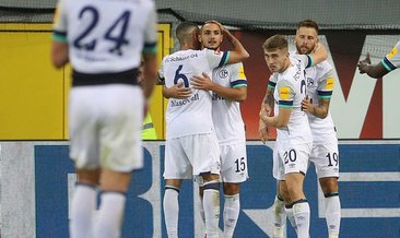 Schalke 04 deplasmanda Paderborn'u 5 golle yendi