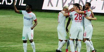 Antalyaspor farklı kazandı