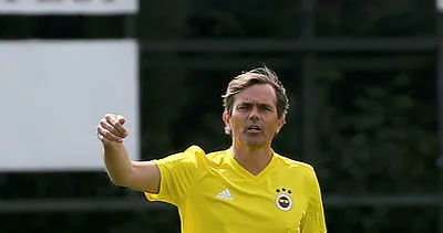 Cocu’dan Fenerbahçe kariyerinde bir ilk!