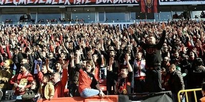 Eskişehirspor'da biletler minik taraftarlara 1 lira