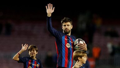 Pique'den Florentino Perez'e destek!