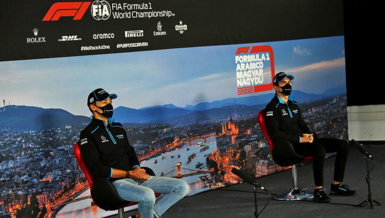 Formula 1 ekibi Williams'da Russell ve Latifi ile yola devam