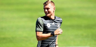 Real Madrid Kroos'un sözleşmesini yeniledi