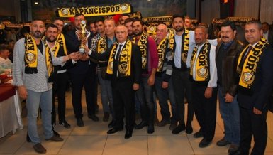 Salihli Kapancıspor Süper Amatör Lig'e çıkmanın mutluluğunu yaşıyor!