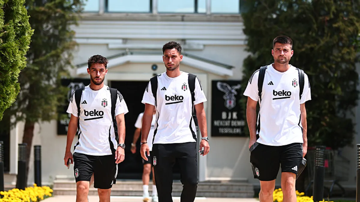 Beşiktaş İrlanda'ya uçtu