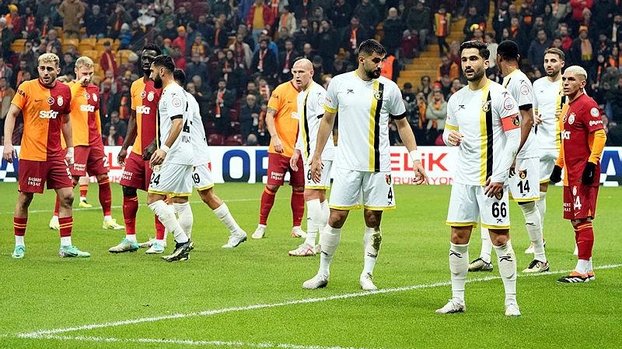 Erman Toroğlu Galatasaray'ın kazandığı penaltıyı yorumladı! Lucas Torreira...