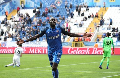 Aslan'ın golcüsü Süper Lig'den! Terim istedi Albayrak bitirdi!