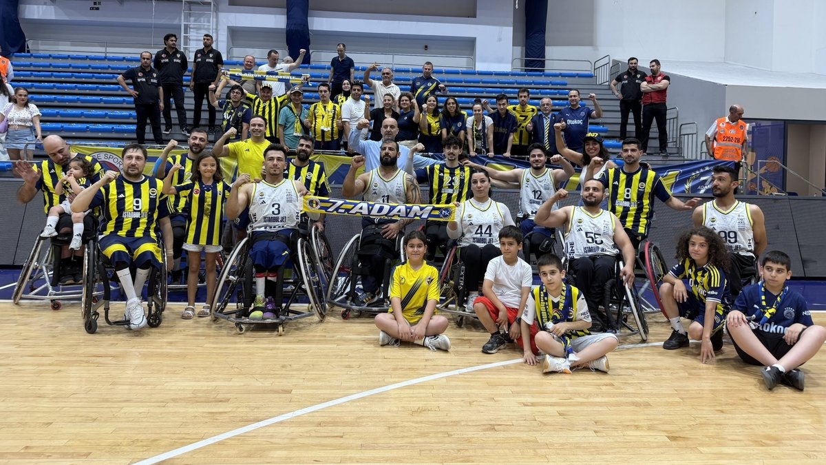 Fenerbahçe İstanbul Jet Beşiktaş'a karşı seride öne geçti!