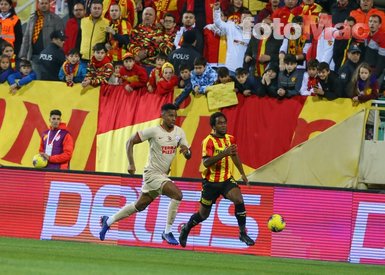 Galatasaray’ın yıldızına flaş sözler! ’’Falcao’ya bilerek top atmıyor...’’