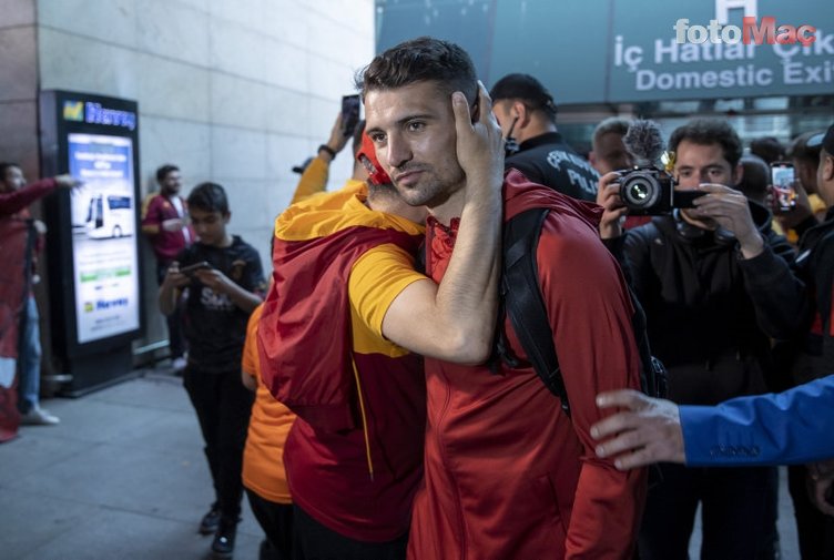 TRANSFER HABERLERİ - Kararını verdi! Galatasaray'a dönmek istiyor