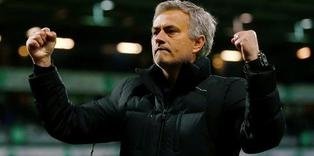Mourinho 4 yıl daha Chelsea'de