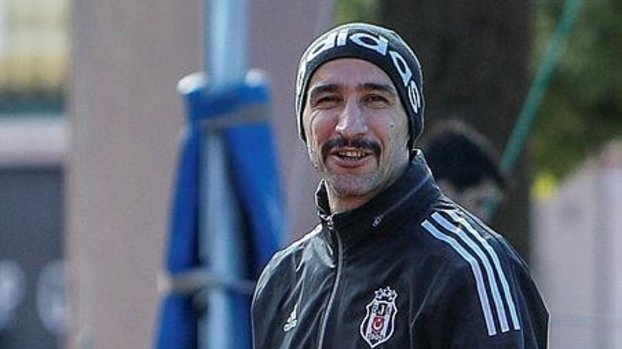 Mehmet Topal’ın bıyıklı imajı