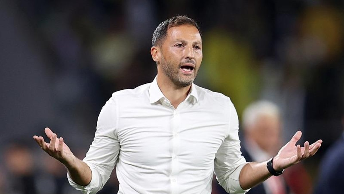 Fenerbahçe'de 2 isme son uyarı! Tedesco ve yönetim... Fenerbahçe'de 2 isme son uyarı! Tedesco ve yönetim...