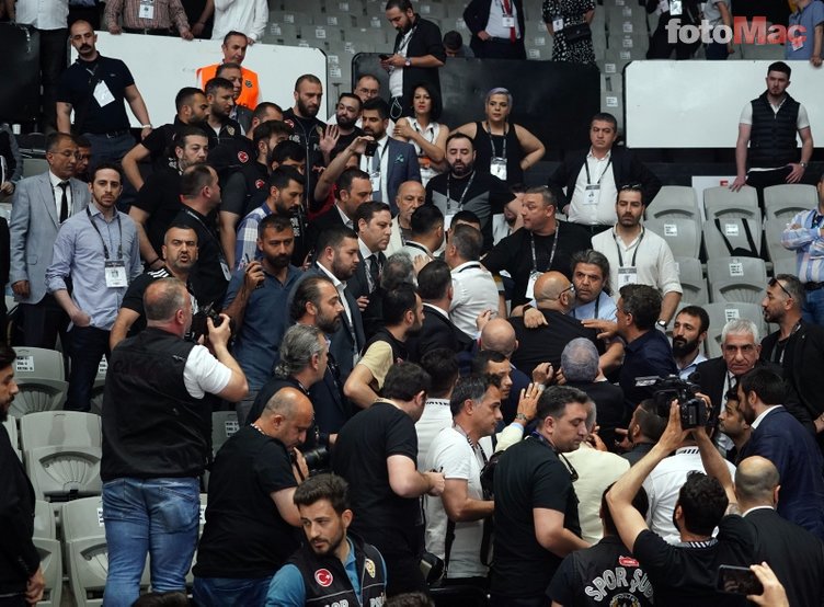 BEŞİKTAŞ HABERLERİ - Beşiktaş Divan Kurulu'nda kavga! Araya polisler girdi