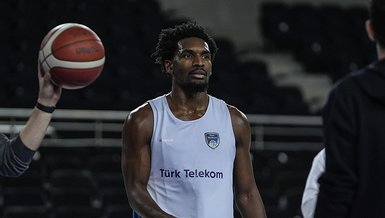 Türk Telekom Voli karşısında