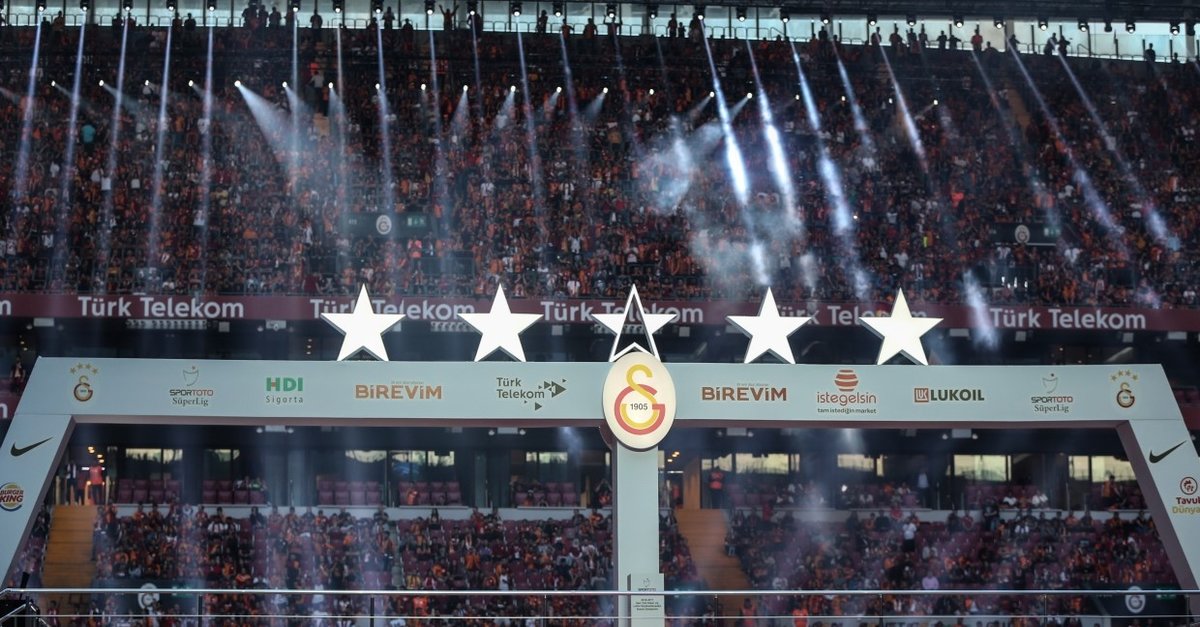 galatasaray in sampiyonluk gecesinde 5