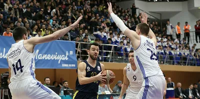 Fenerbahçe Doğuş deplasmanda galip