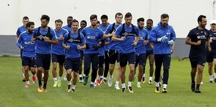 Ersun Yanal antrenmana katılmadı