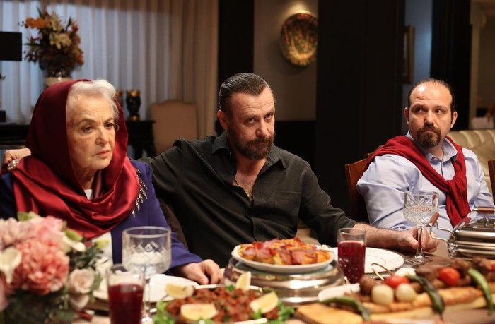 aile-1-bolum-izle-show-tv-aile-ilk-bolum-full-izle-aile-dizisi-canli-izle-1-bolum-tek-parca-1678175585773.jpeg