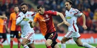 Burak Yılmaz ıslıklandı