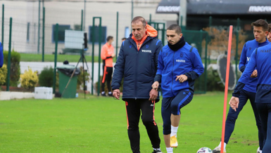 Abdullah Avcı'dan Abdülkadir Ömür'e özel görev! Erzurum maçında... | Son dakika Trabzonspor haberleri