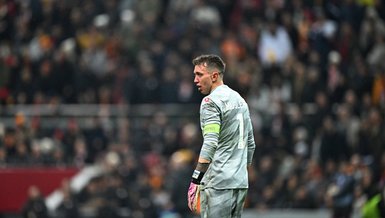Uruguayan goalkeeper Muslera becomes one of Galatasaray's most important figures