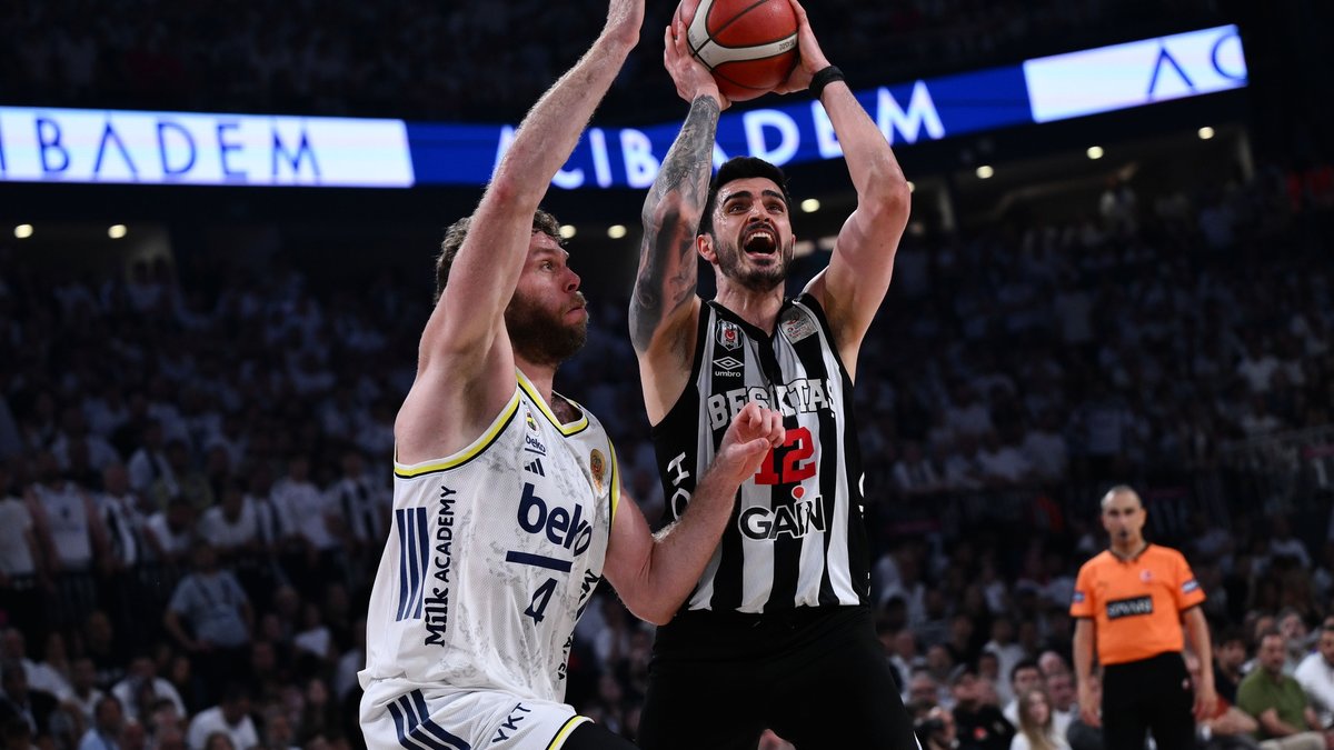 Beşiktaş'ta Canberk Kuş ile yollar ayrıldı