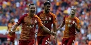 Yüzler gülüyor
