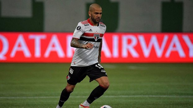 Dani Alves Sao Paulo'dan ayrıldı
