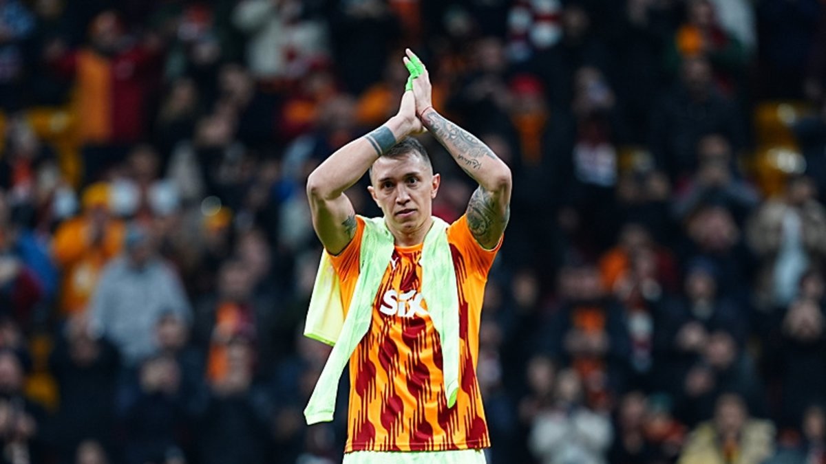 TRANSFER HABERİ - Muslera Galatasaray'a veda ediyor! İşte yeni takımı TRANSFER HABERİ - Muslera Galatasaray'a veda ediyor! İşte yeni takımı