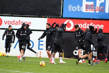 Şenol Güneş Fenerbahçe derbisi hazırlıklarına başladı