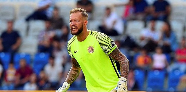 Ruud Boffin göz dolduruyor