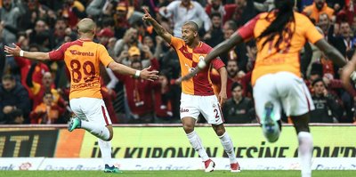 Galatasaray, Medipol Başakşehir'i yıkıp liderliğe yükseldi
